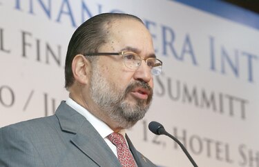 Definen programas de créditos para reactivación