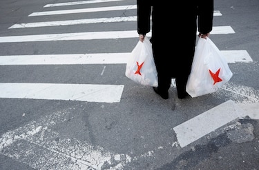 Ventas navideñas en Estados Unidos crecen 5%, pero no superan expectativas