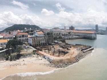 INAC avala obra que se apropia del mar
