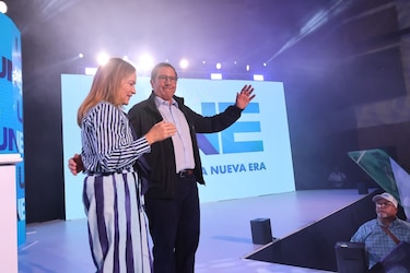 El expresidente Martín Torrijos lanza su partido político UNE