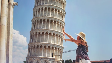Por qué la Torre de Pisa y otras edificaciones se inclinan pero no se caen