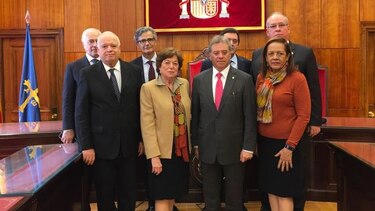 José Ayú Prado viaja otra vez a España; ahora para hablar de ética judicial