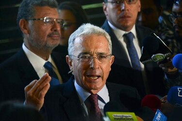Álvaro Uribe pide medidas cautelares a CIDH ante investigación judicial en Colombia