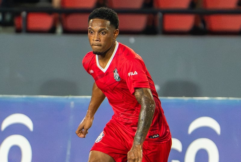 FIFA autoriza a Jorge Méndez para jugar con la selección de El Salvador