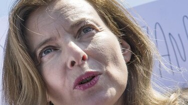 Valérie Trierweiler abofetea a un hombre que le preguntó por Hollande en un café
