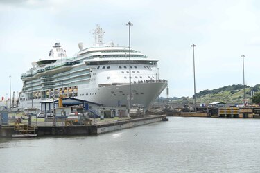 Comenzó la temporada de cruceros 2024-2025 por el Canal de Panamá