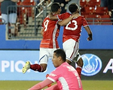 FC Dallas vence 4-0 al Árabe Unido
