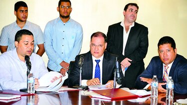 ‘Falta liderazgo para discutir reformas’, González