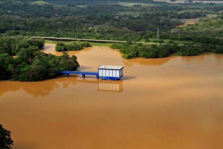 Idaan atribuye turbiedad del agua a lluvias en la cuenca del Chagres y activa operativo de purga