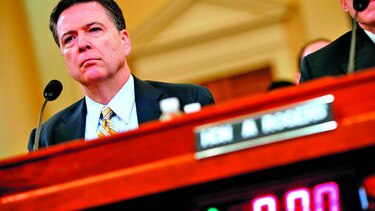 Trump no planea bloquear a Comey
