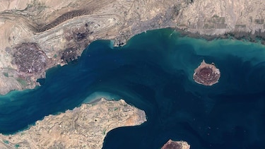 Dos incidentes con naves panameñas elevan alerta en Ormuz