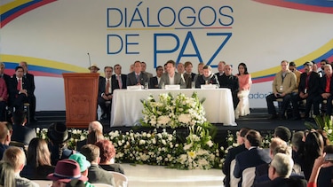 Colombia abre diálogos de paz con el ELN, su última guerrilla