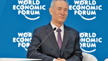China remodela equipo de trabajo para controlar deuda