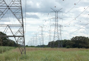 Siete datos para entender el alza de la tarifa eléctrica en Panamá