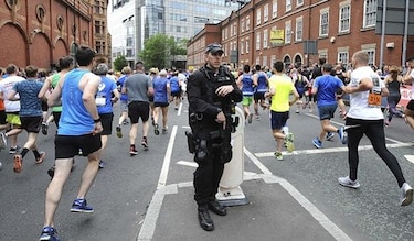 Policía detiene a dos nuevos sospechosos por atentado de Mánchester