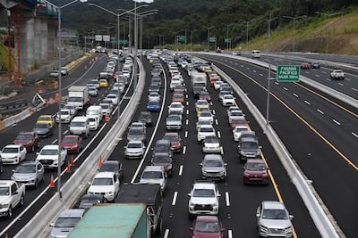 Caída del petróleo empieza a sentirse en Panamá con una nueva rebaja en los combustibles