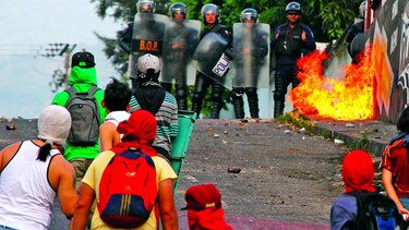 Oposición insistirá en salida de Maduro