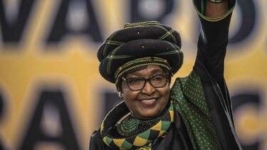 Muere Winnie Mandela, exesposa del expresidente sudafricano Nelson Mandela