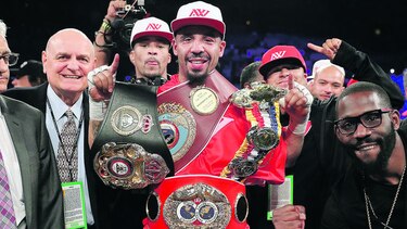 Ward, el rey de los semipesados