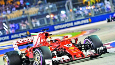 Vettel logra la pole en Singapur
