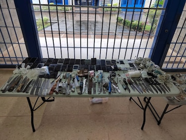 En 15 requisas decomisan al menos 20 armas de fuego y 1,000 objetos punzo cortantes en cárceles del país