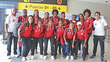 Selección femenina se entrenó en suelo argentino
