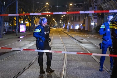 El sospechoso de la toma de rehenes en Ámsterdam murió en el hospital