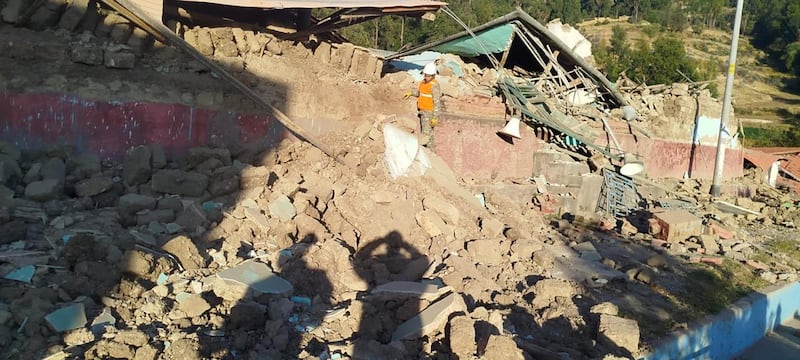Al menos 6 fallecidos y decenas de heridos tras sismo de magnitud 5.1 en el centro de Perú