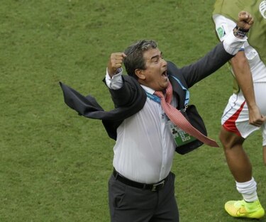 Perú y Corea del Sur tienen interés en el técnico Jorge Luis Pinto