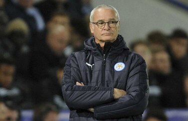 Leicester destituye al técnico Claudio Ranieri