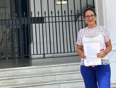 ‘Estoy en camino al Palacio a entregar mi carta de renuncia’, Flor Torrijos