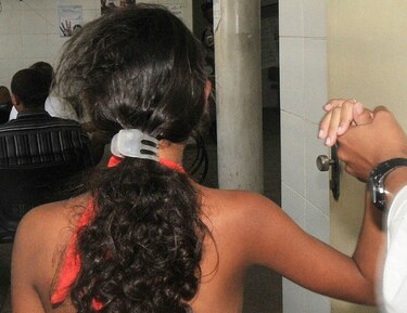 Niegan aborto a una niña de 10 años violada por su padrastro