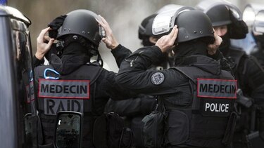 Francia debe vigilar a 3 mil personas relacionadas con el yihadismo