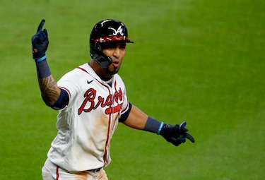 El boricua Eddie Rosario da triunfo a los Bravos sobre los Dodgers con hit de oro