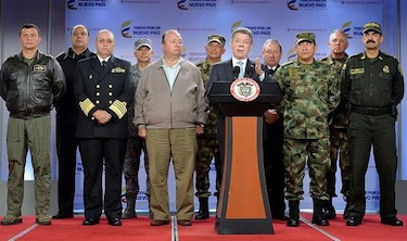 Colombia: Santos anuncia cambios en cúpula militar