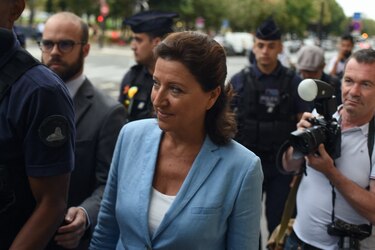 La justicia francesa imputa a exministra de Salud por su gestión de la Covid-19