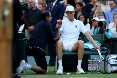 Wimbledon: Sinner, sobre el codo: “No parece nada grave, mañana veremos”