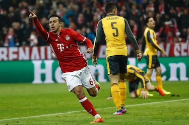 Bayern Múnich arrolla al Arsenal