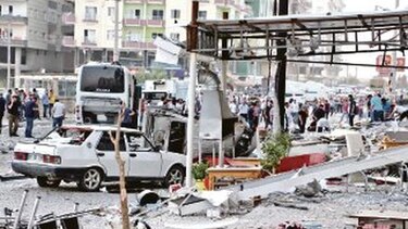 Una ola de atentados kurdos deja 12 muertos