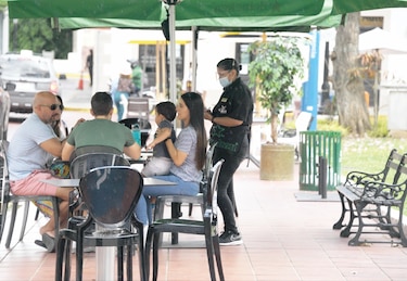 Se frena recuperación de restaurantes