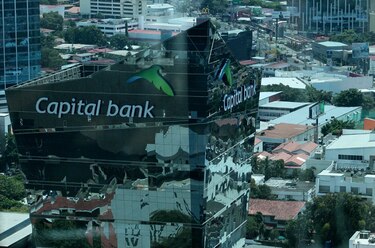 Mercantil Panamá firma acuerdo de adquisición y fusión con Capital Bank