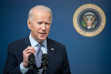 Estados Unidos ataca a milicias apoyadas por Irán en Siria