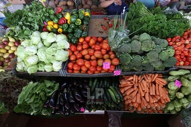 Alza de precios presiona a familias y negocios