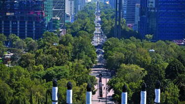 Suspenden obra en México