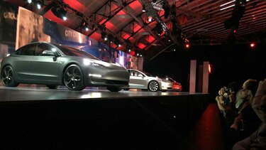Tesla recibe 276 mil órdenes de compra de su edición Model 3 en tres días