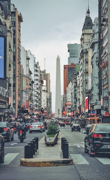 Argentina prepara medidas sobre el régimen cambiario