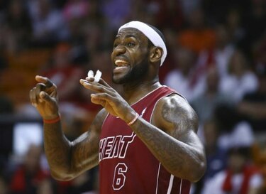 LeBron James se pierde práctica de Miami por esguince