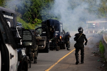 El país que se parte en la cordillera: la odisea de llevar mercancía a Bocas del Toro