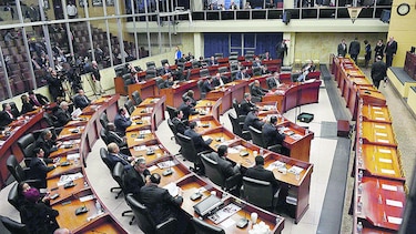 Piden un alto al clientelismo político