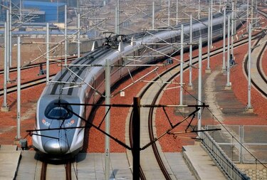 Tren de alta velocidad más largo del mundo une Beijing y Cantón desde mañana